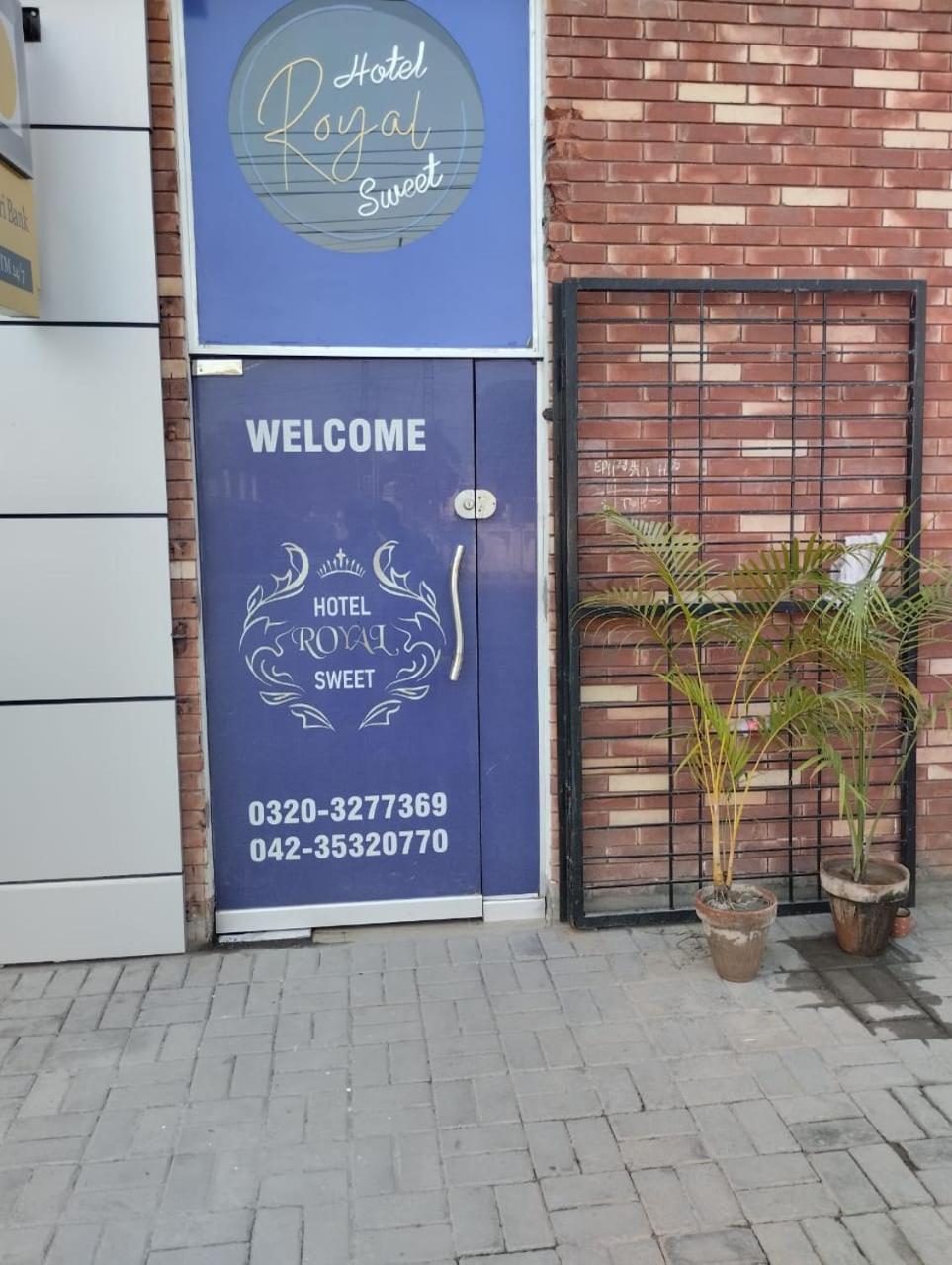 Hotel Royal Sweet Lahore Esterno foto